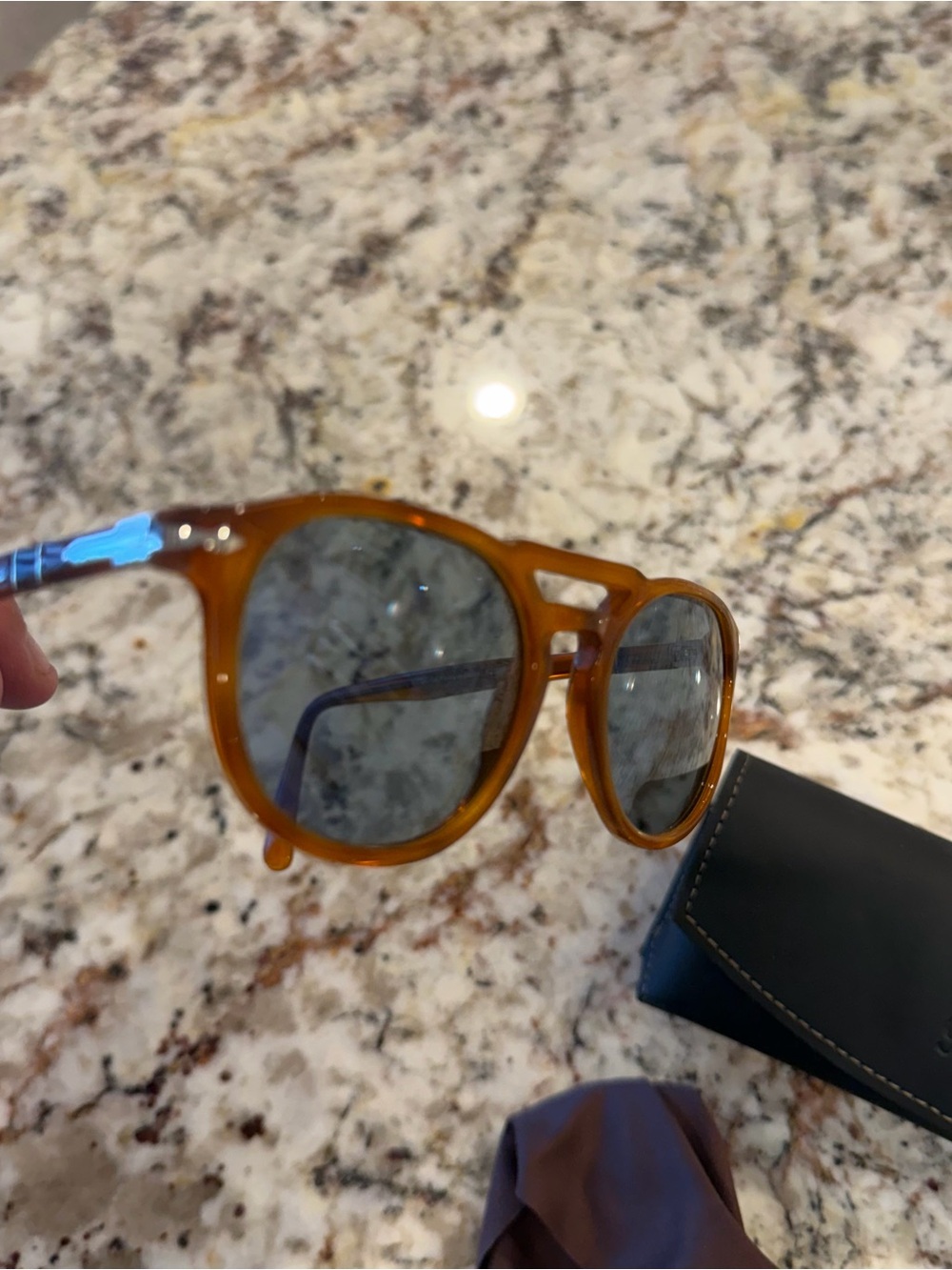 Persol Terra di Siena Tortoiseshell Sunglasses with Dark Blue Polarized Lenses - Picture 7 of 8